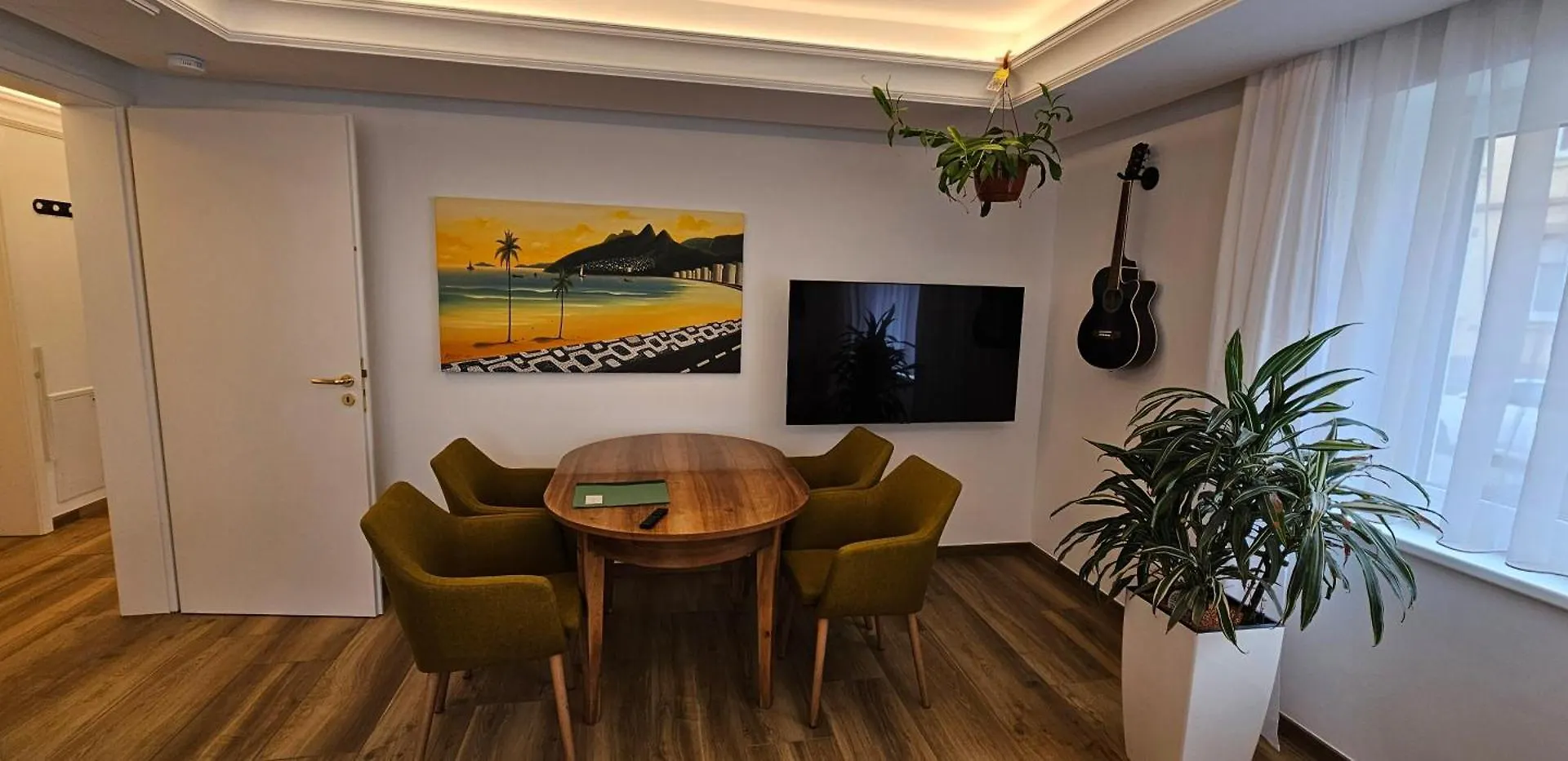 Exotic Tropical Palace Stuttgart Apartment