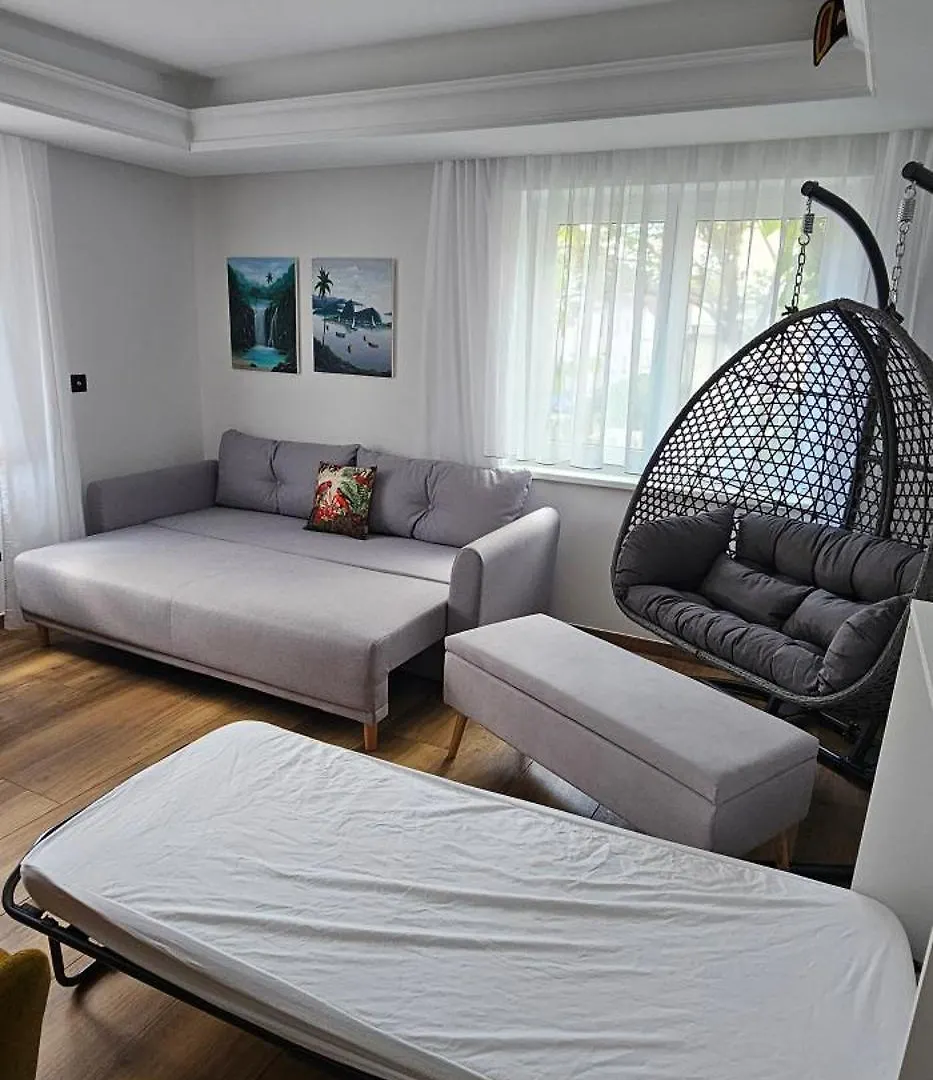 Exotic Tropical Palace Stuttgart Apartment